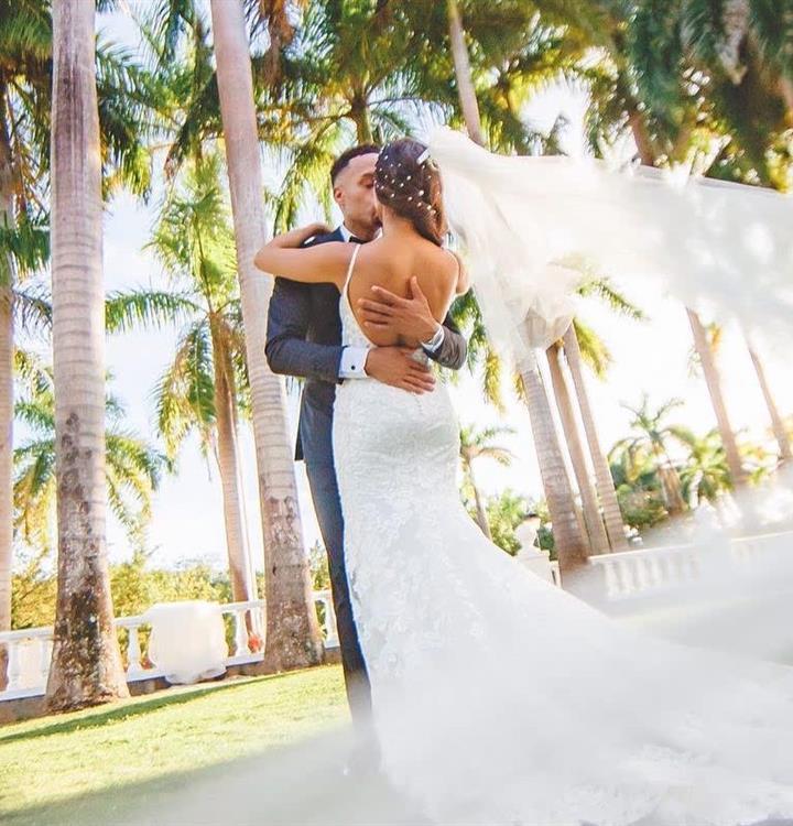 Beachfront Ceremony